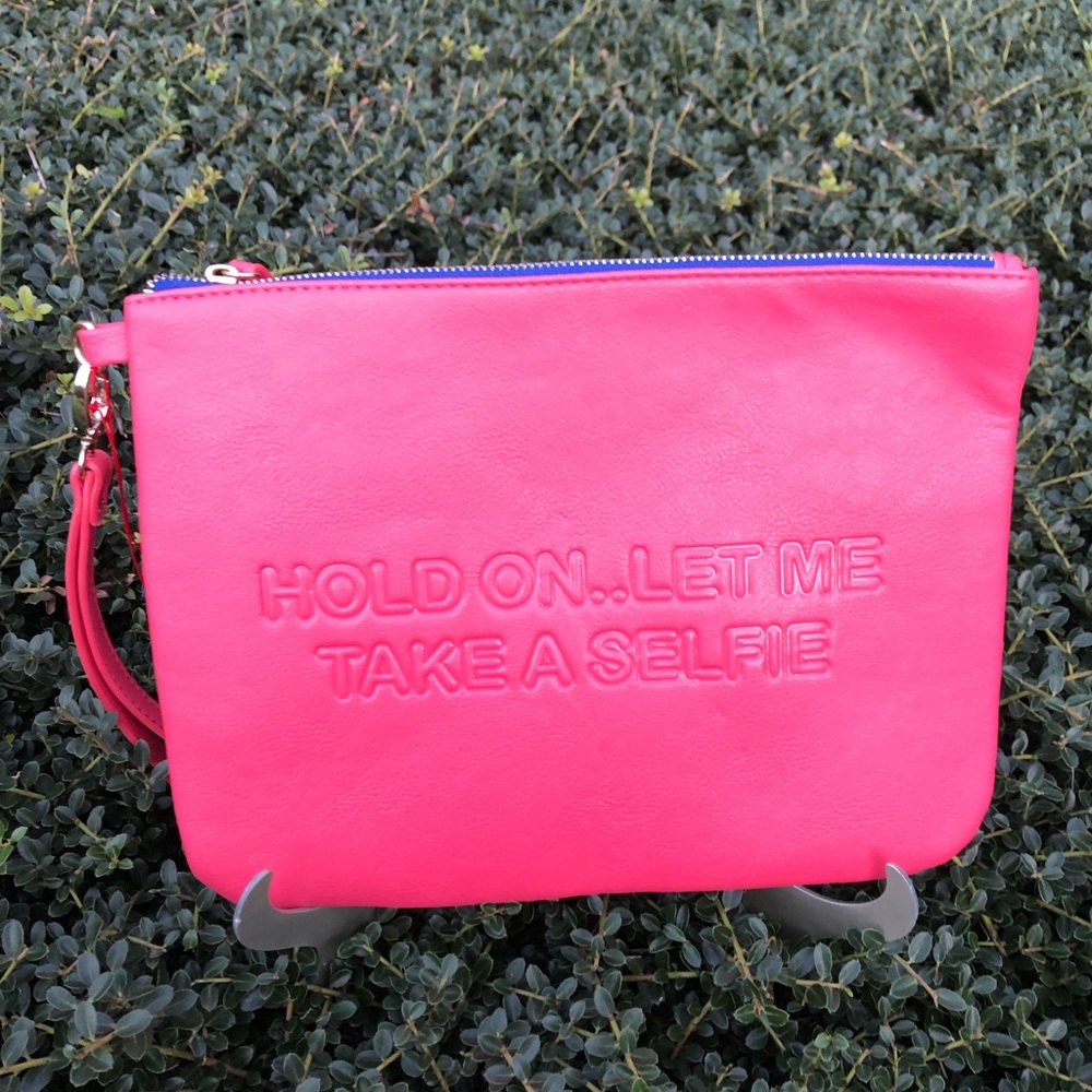UNIQUE Oversized Clutch with wrist strap